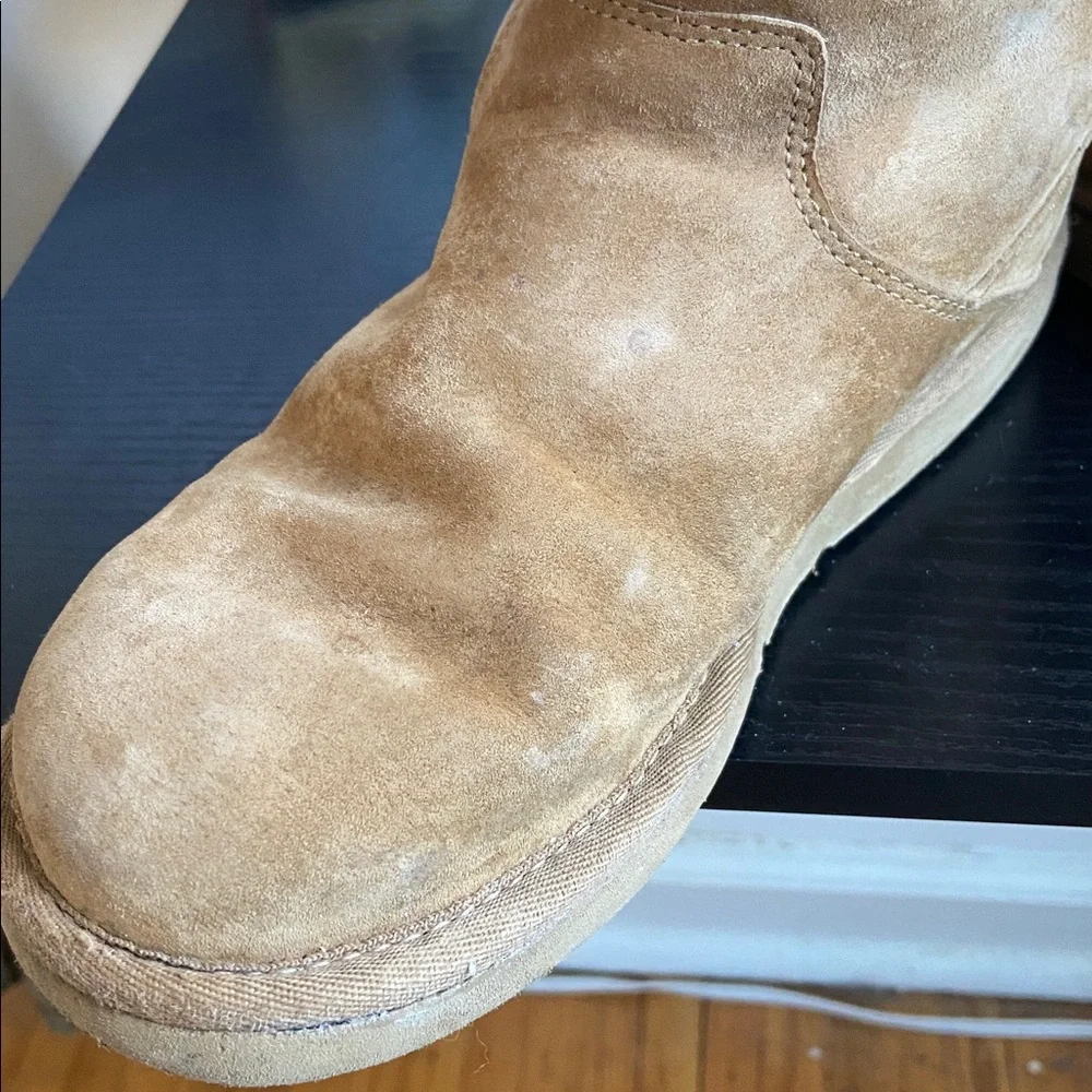 UGG *DISCONTINUED* Retro Cargo 1895 boots in camel suede